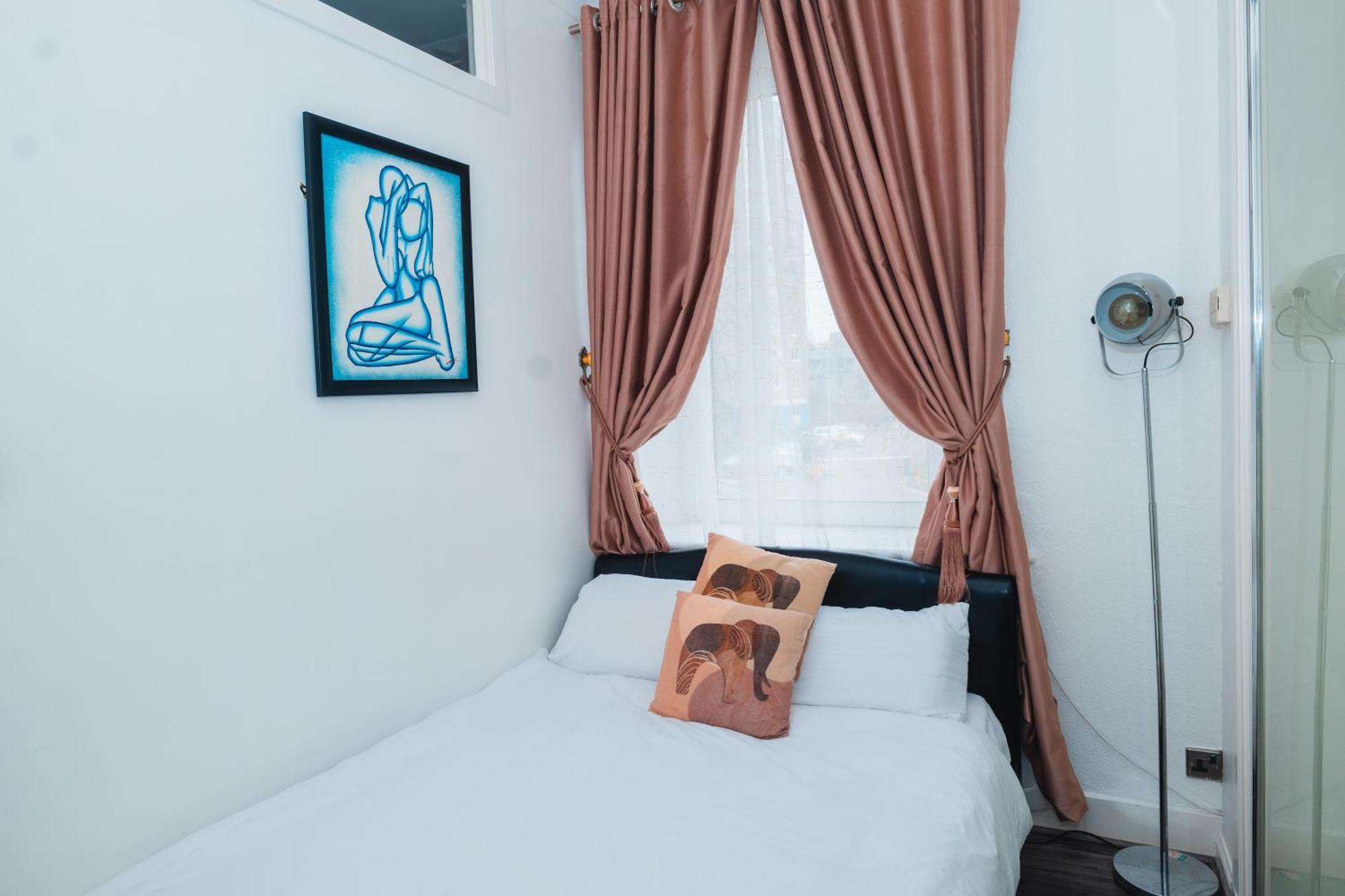 Entire Fabulous 2Bedroom First Floor Flat Located Within Close Proximity To City Centre & University Of Aberdeen With Private Parking المظهر الخارجي الصورة