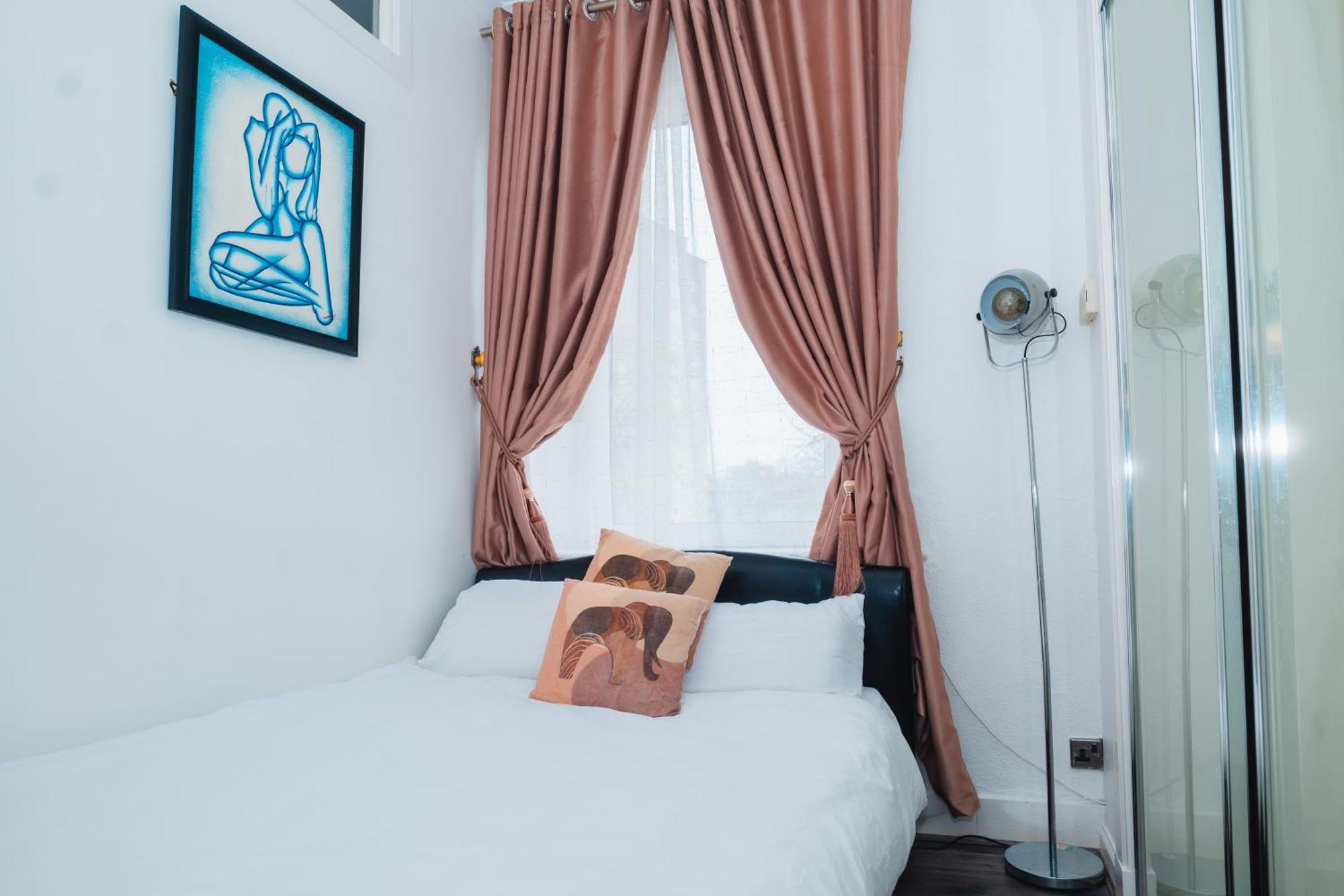 Entire Fabulous 2Bedroom First Floor Flat Located Within Close Proximity To City Centre & University Of Aberdeen With Private Parking المظهر الخارجي الصورة