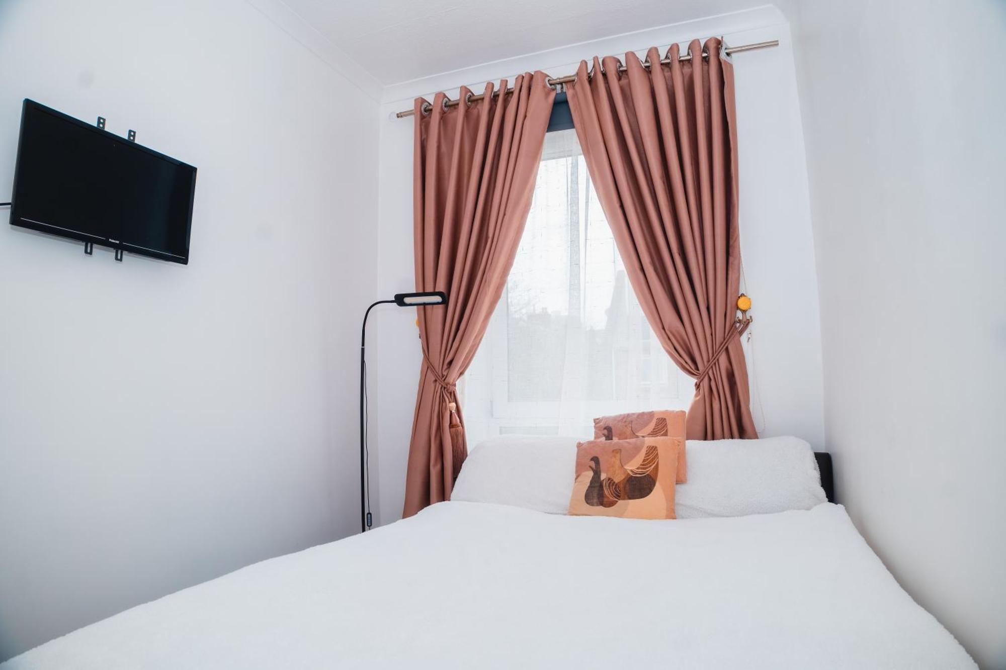 Entire Fabulous 2Bedroom First Floor Flat Located Within Close Proximity To City Centre & University Of Aberdeen With Private Parking المظهر الخارجي الصورة